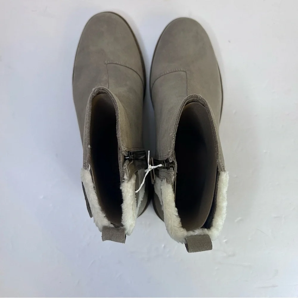 NWT TOMS Astrid Water Repellent‎ Suede Ankle Boots Dune Womens 9.5
